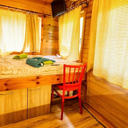 Brvnara Nomad Tri Zvezde *